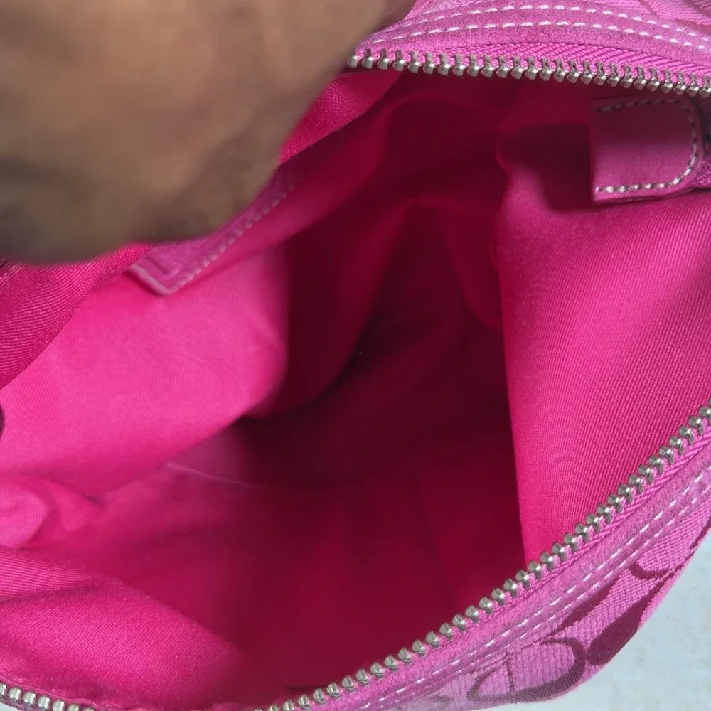 Vintage Y2K Coach Signature Soft Slim Duffle Hobo Bag C Hot Pink A055 9362